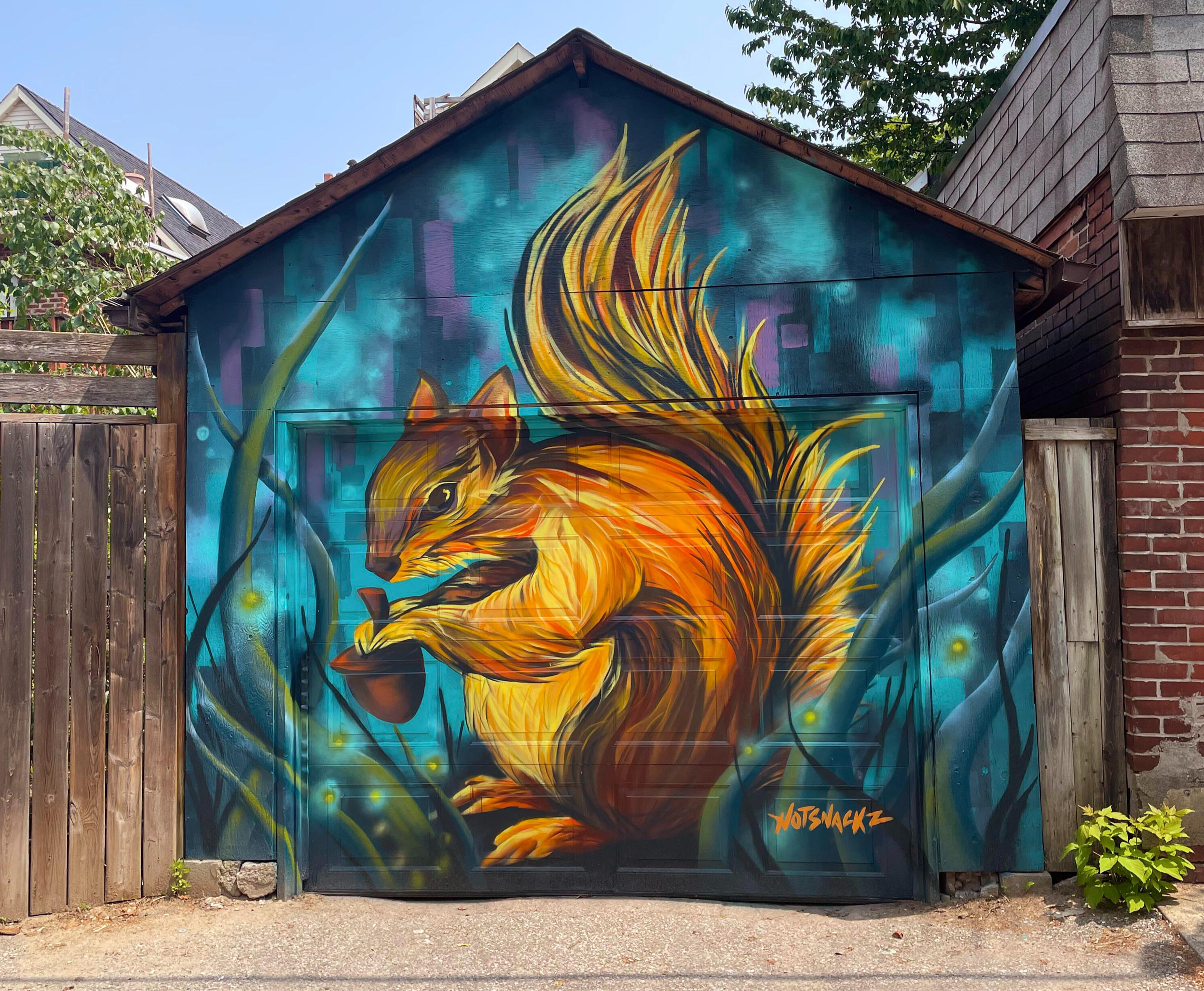 Laneway Squirrel painted for the Laneway Project in Regal Heights, Toronto. 2023